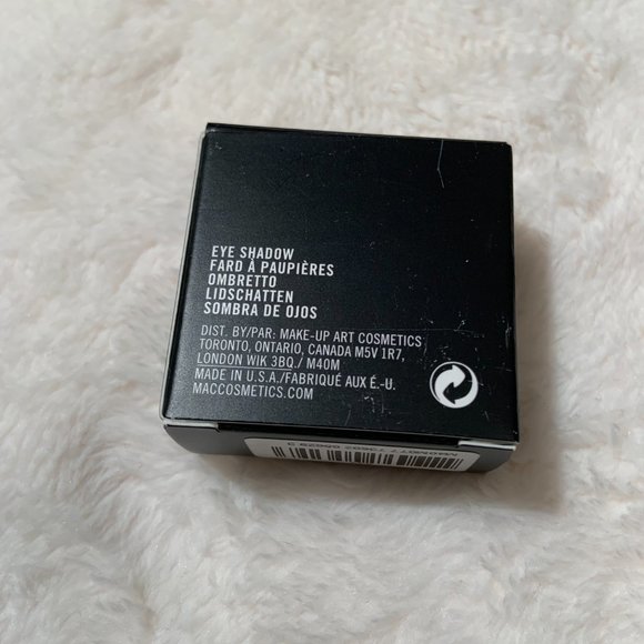 MAC Cosmetics LLAMA Eyeshadow Full Size NIB - Picture 6 of 7